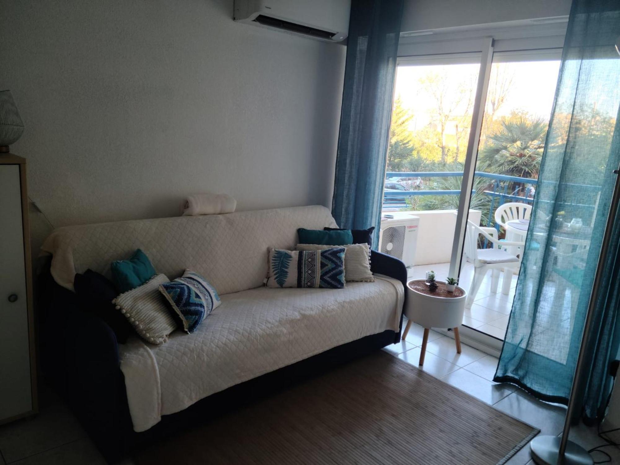 T2 Climatise A 5 Minutes A Pied De La Plage Avec Parking, Piscine Et Wifi Frejus Bagian luar foto